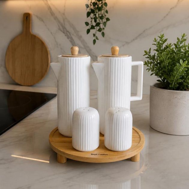 Ensemble Huile & Vinaigre en Céramique Blanche avec Salière, Poivrière et Plateau en Bambou