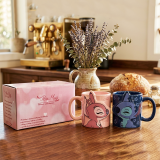 Ensemble de 2 Mugs Fantaisie Rose et Bleu  MOTIF STITCH