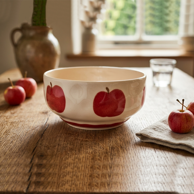 Bol en Céramique à Bord Ondulé – Collection Pomme Rouge