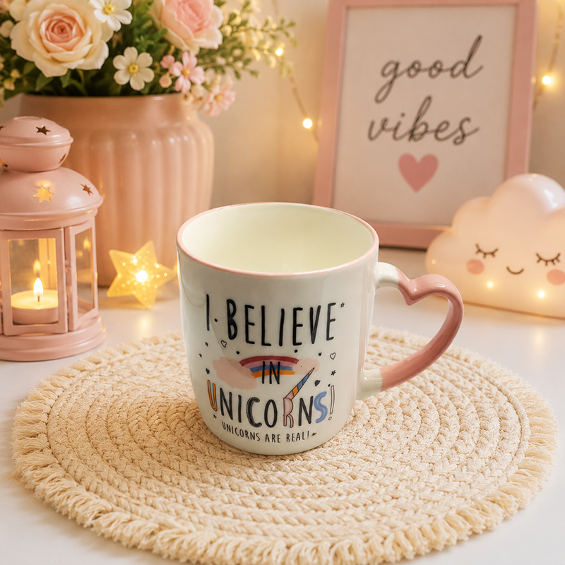 Mug Licorne avec Anse en Cœur – « I Believe in Unicorns » – Image 2