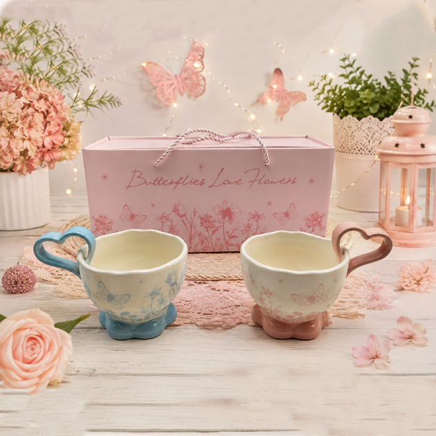 Duo de Tasses Cœur Papillon – Élégance & Douceur