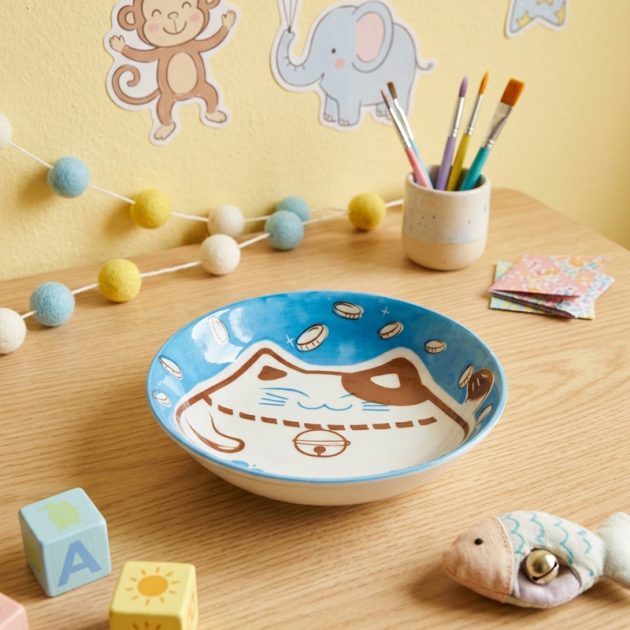 Assiette en Céramique Motif Chat Japonais – Bleu