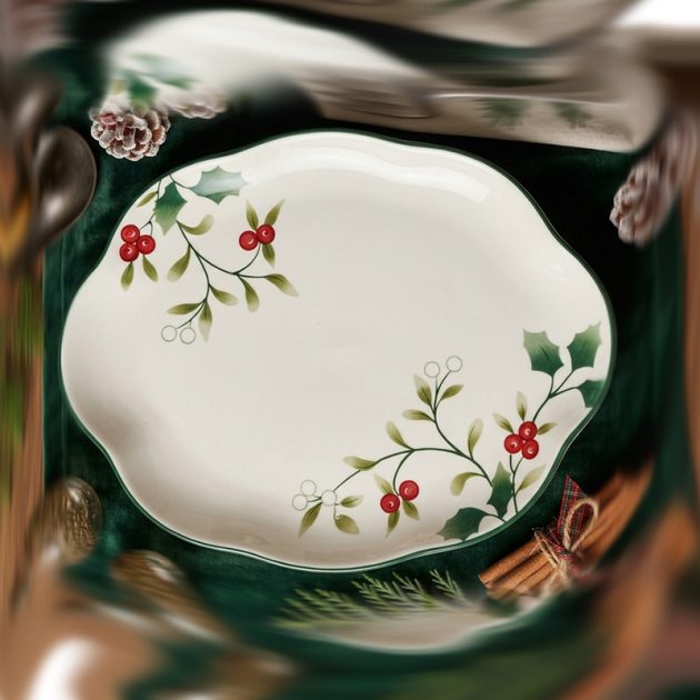 Assiette oval Décorative de Noël – Motif Houx & Baies Rouges 31CM/25CM